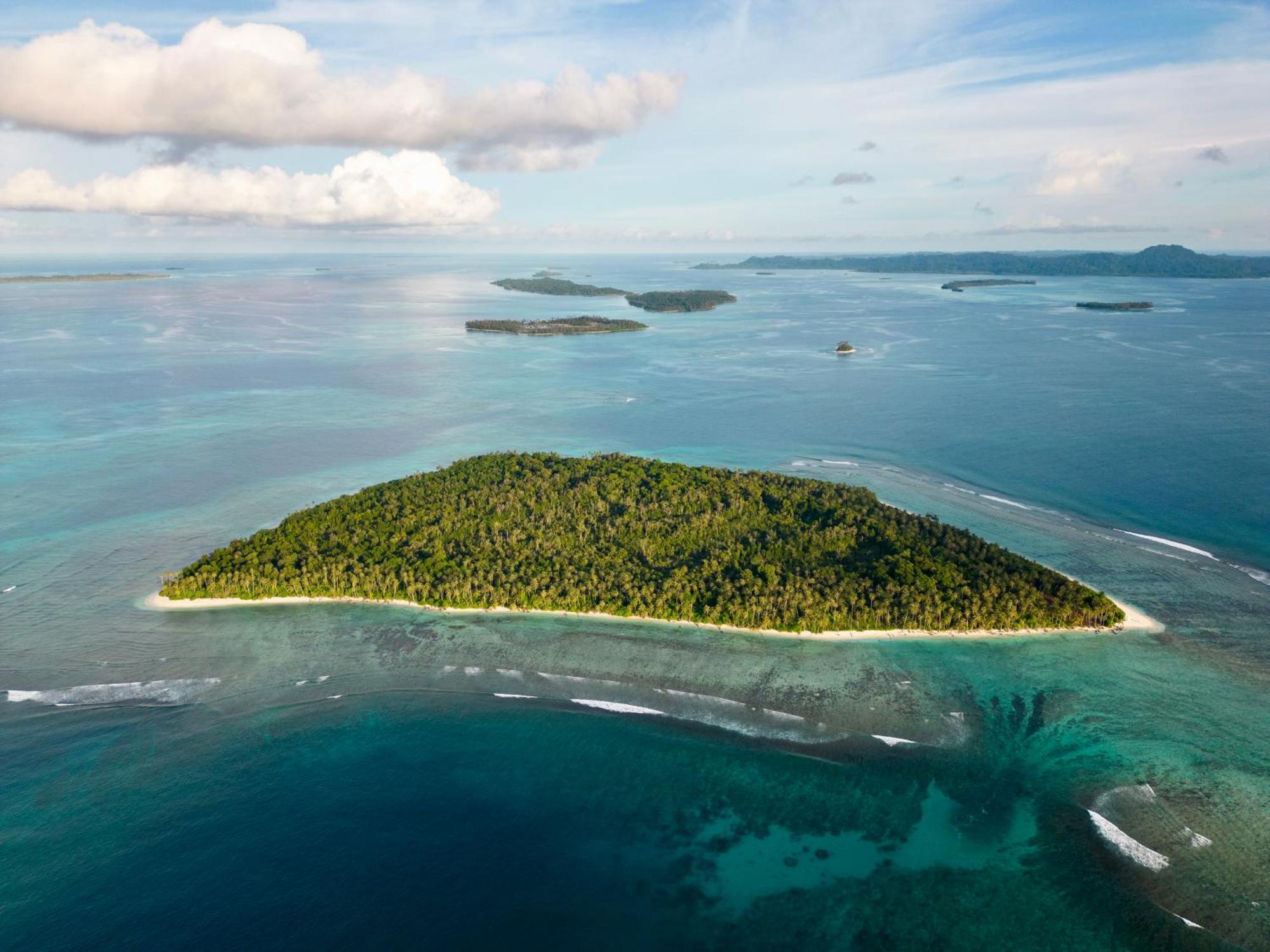 Ira Bungalows Pulau Banyak Alaban Экстерьер фото